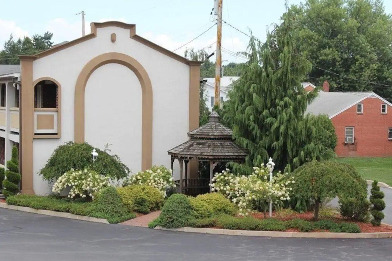 Aderi Hotel Near Bucknell University Lewisburg Exterior foto