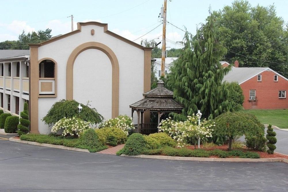 Aderi Hotel Near Bucknell University Lewisburg Exterior foto