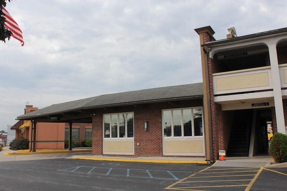 Aderi Hotel Near Bucknell University Lewisburg Exterior foto