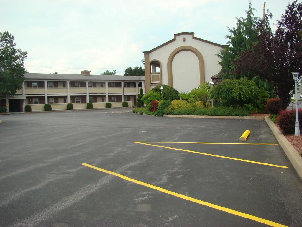 Aderi Hotel Near Bucknell University Lewisburg Exterior foto